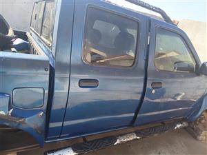 STRIPPING NISSAN HARDBODY NP300 2.4L PETROL