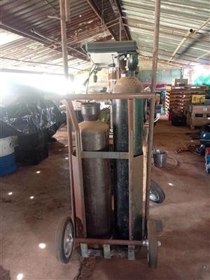 Oxy-Acetylene Torches, cylinders & Trolley set