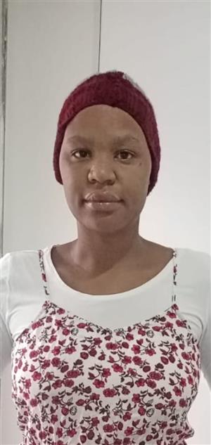 Qualified C/giver, C/Minder, H/keeper needs stay in or stay out job 