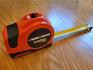 Black & Decker Auto Tape Measure - Automatic Powered Tape Measure