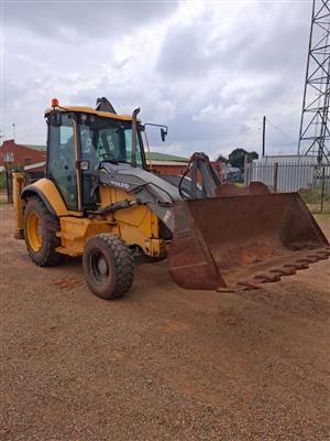 USED 2014 VOLVO BL61B 4X4 TLB FOR SALE 