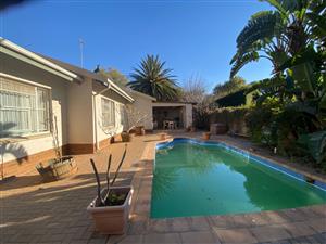 House For Sale in CONSTANTIA PARK