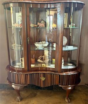Vintage Showcase