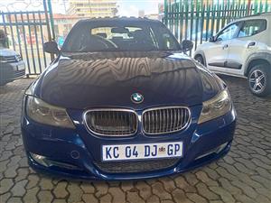 BMW 3seris 323i Manual petrol  2011 Blue Leather interior  Sunroof  Spare Key