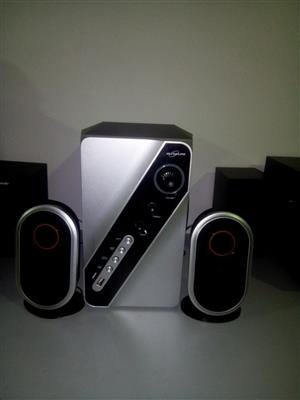 2.1 Multimedia Speaker  System