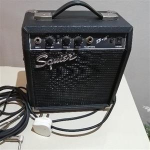Fender Squier SP10 Amp
