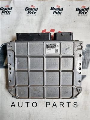 TOYOTA COROLLA 1.6 1ZR-FE ECU COMPUTER BOX 89661-02U01 U0 MB275400-8650 12V