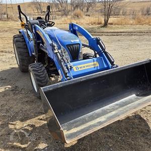2011 NEW HOLLAND BOOMER 40
