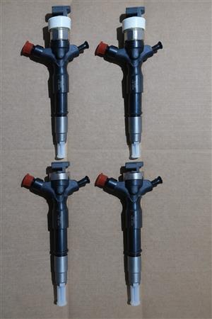 BRAND NEW DENSO GENUINE INJECTORS