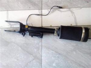 Mercedes benz Ml350 W164 air shocks