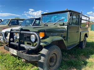 Land cruiser HJ45 