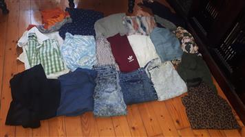 Second hand clothing like new 25 items