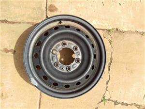 16inch Isuzu steel rim to use for spare 