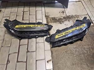 Toyota urban cruiser headlight