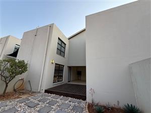 Townhouse Rental Monthly in Die Wilgers