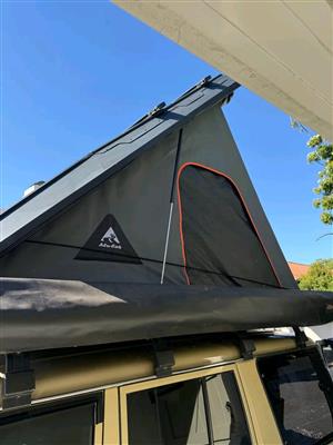 Alu Cab Gen 3-R Rooftop Tent