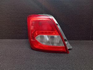 DATSUN GO LEFT TAIL LIGHT