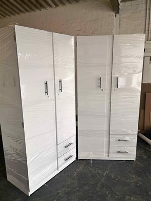 2 door full white