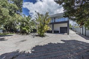 Double-Story, Double Houses, Double the Happiness — Sunnyridge Special!”