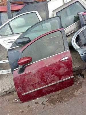 Neat Fiat Linea Left Front Door