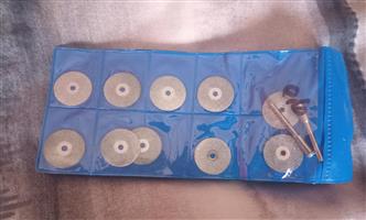 10pcs 60mm Mini Diamond Saw Blade Cutting Discs with 2 Connecting Shank