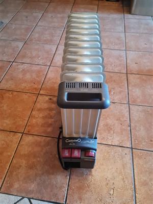 Oil Heater with built in fan ..... 11 fin for R 750 .00