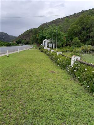 28 Ha valuable mountain land next to N4 Waterval Onder