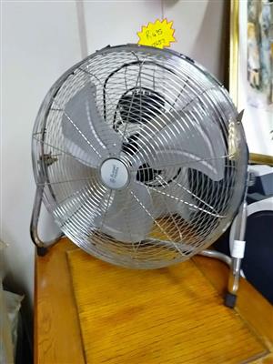 Russell Hobss Floor Fan