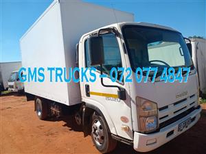 2010 ISUZU NPR 300 BOX BODY TRUCK FOR SALE (T63)