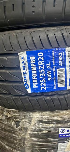 225/35/20 tyres available @kustomkings
