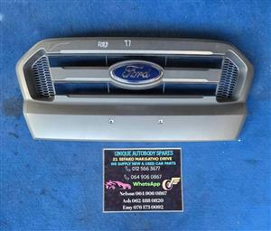Ford Ranger T7 Main Grill With Badge