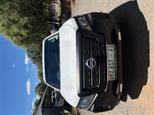 Nissan Navara xe bakkie for sale