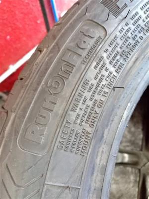195/55/16 2 Runflat Goodyear 2 Sumitomo in 99% Condition