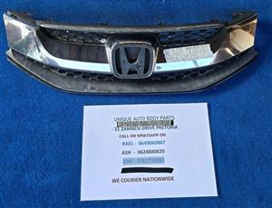 Honda Mobilio Main Grill
