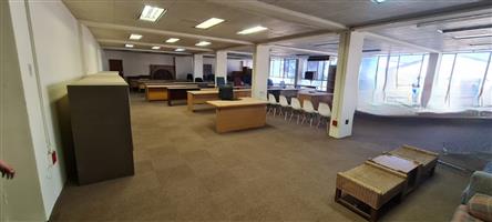 B12-1 – 520m² | Flexible Office / Training / Church Space To Let