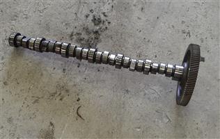 Mercedes Benz OM906 camshaft with cam gear for sale!