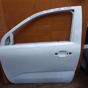 FORD RANGER T9 CLUB CAB LEFT DOOR