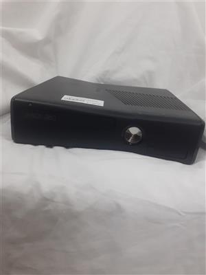 XBOX 360 CONSOLE 250GB (S112305A)