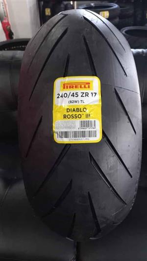 240/45-17 Pirelli Diablo Rosso 3  SPECIAL