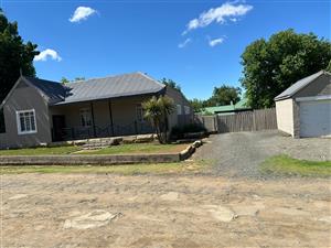 House For Sale in Ladybrand