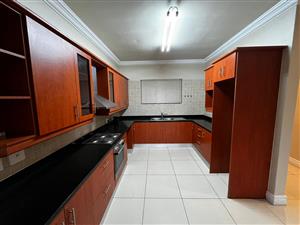 2Bed room flat with amazing views of Worcester CBD