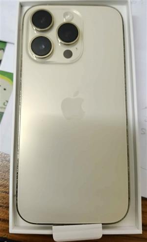 Iphone 14 Pro 256gb bh 70%. 