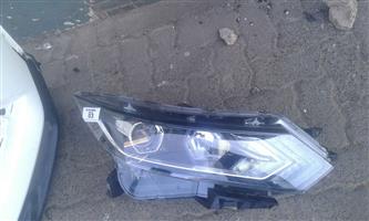 Nissan Qashqui 2020 headlight