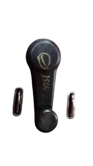 ISUZU KB200 - 240 SERIES MANUAL WINDOW WINDER HANDLE (2003-2008)