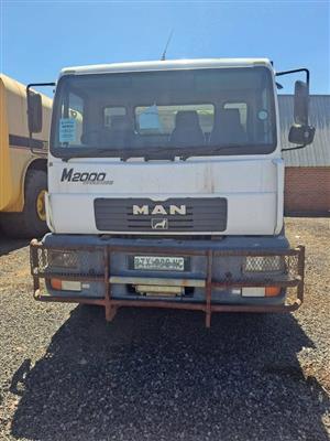 MAN M2000 TRUCK