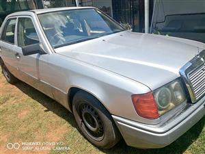 1989 Mercedes W124 230E manual