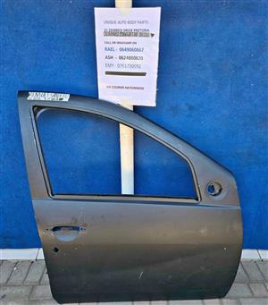 Renault Sandero Right Front Door 09-12