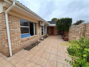 Face Brick 3 Bedroom Town House in small and secure complex!