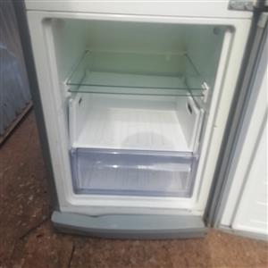 Defy fridge freezer syver working fine