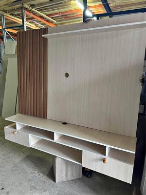 New floating tv unit